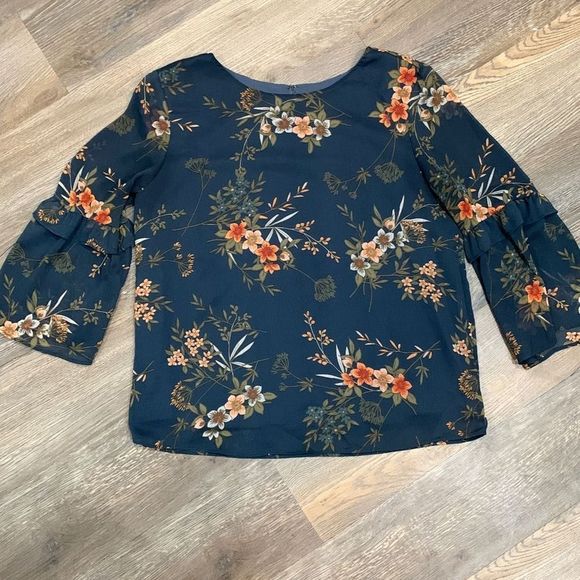 Banana Republic Tops - Banana Republic Blouse